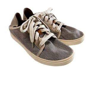 OluKai Pehuea Li Mesh Sneakers size 10